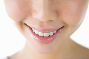 最新トレンドをチェック！人気ブランドのコンタクトレンズ通販サイト徹底比較